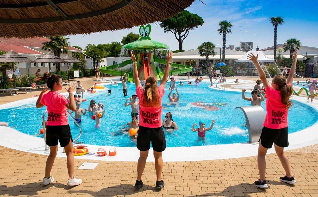 Animazione in piscina